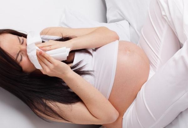Ринит беременных – одна из частых причин развития храпа и апноэ сна у женщин «в положении»